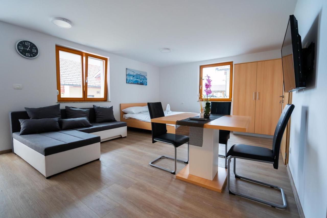 Pjagodic Apartments & Wellness Cerklje na Gorenjskem Bagian luar foto