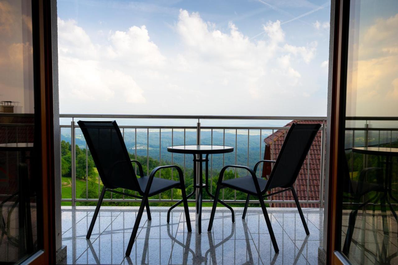 Pjagodic Apartments & Wellness Cerklje na Gorenjskem Bagian luar foto