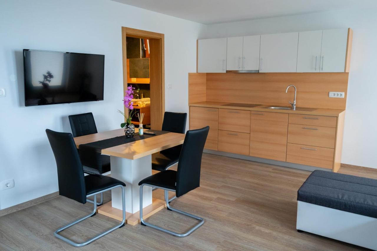 Pjagodic Apartments & Wellness Cerklje na Gorenjskem Bagian luar foto