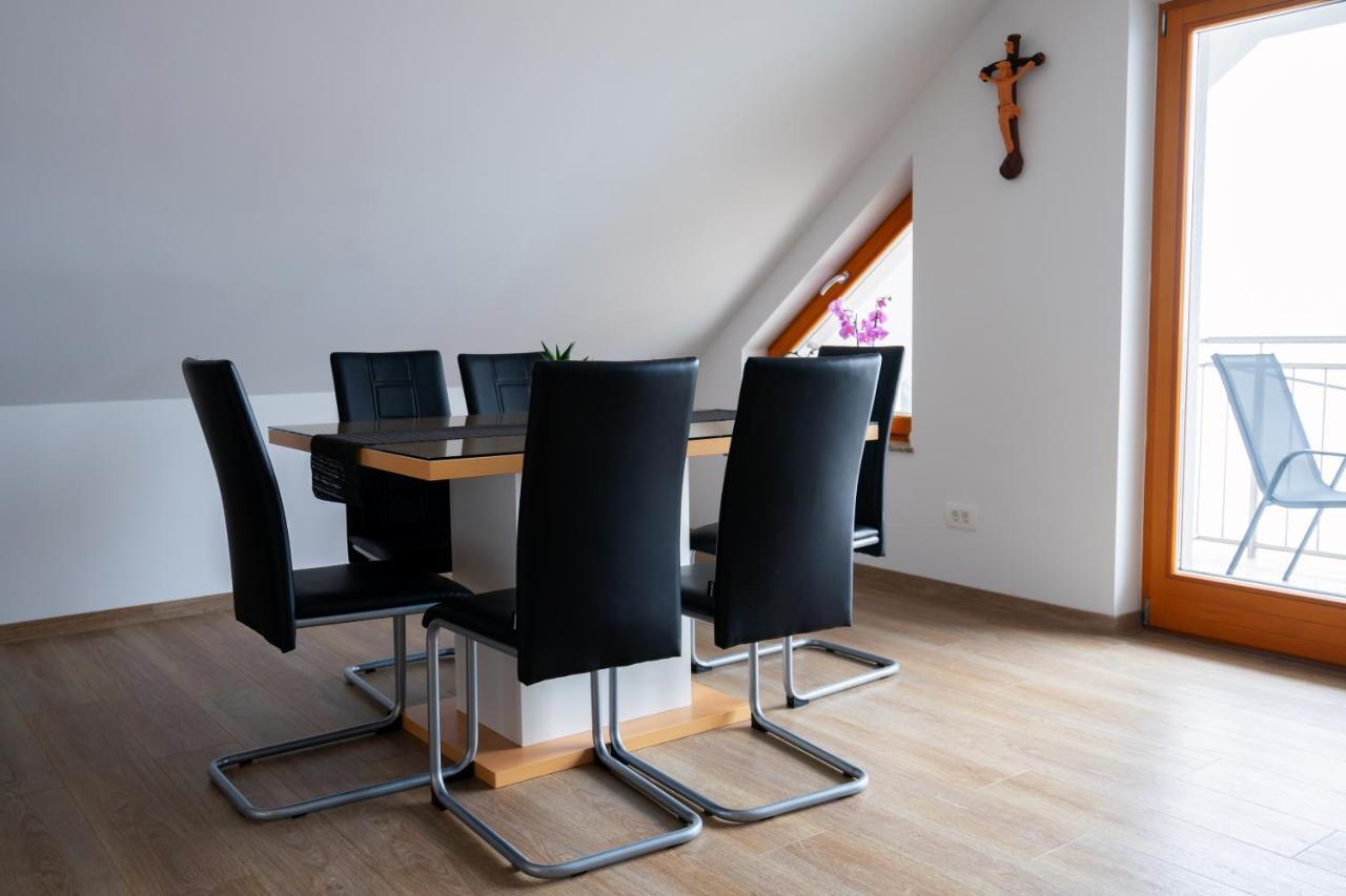 Pjagodic Apartments & Wellness Cerklje na Gorenjskem Bagian luar foto