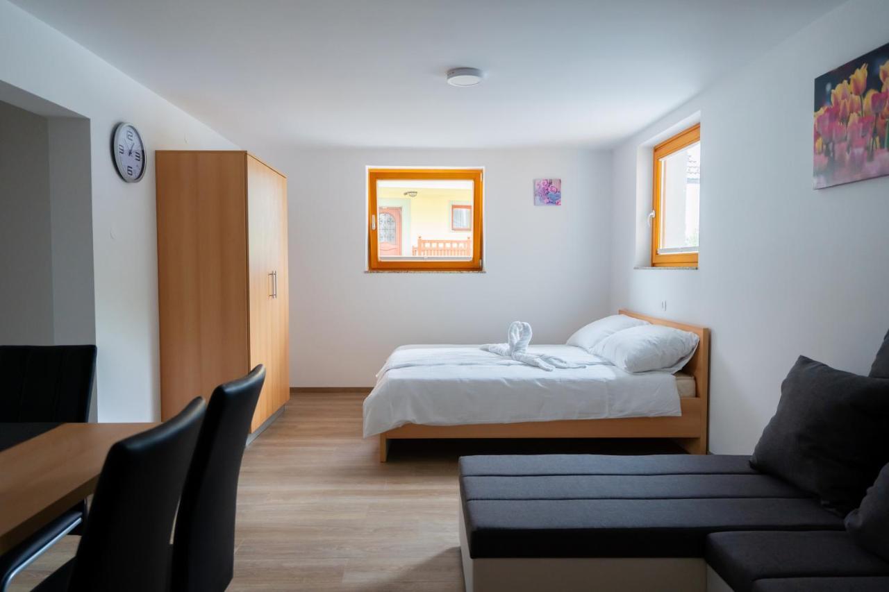 Pjagodic Apartments & Wellness Cerklje na Gorenjskem Bagian luar foto
